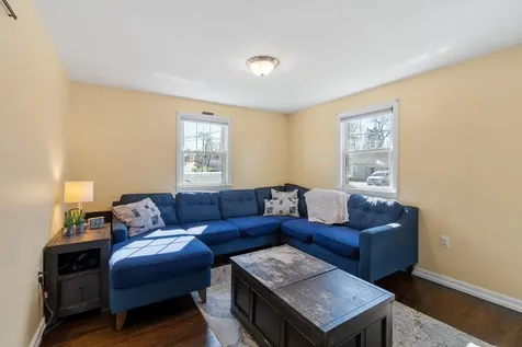 78 Norcross Street Manchester NH 03109