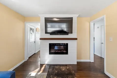 78 Norcross Street Manchester NH 03109