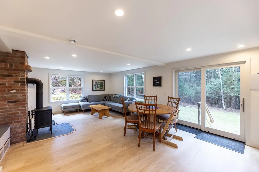 9 Paine Road Hanover NH 03750