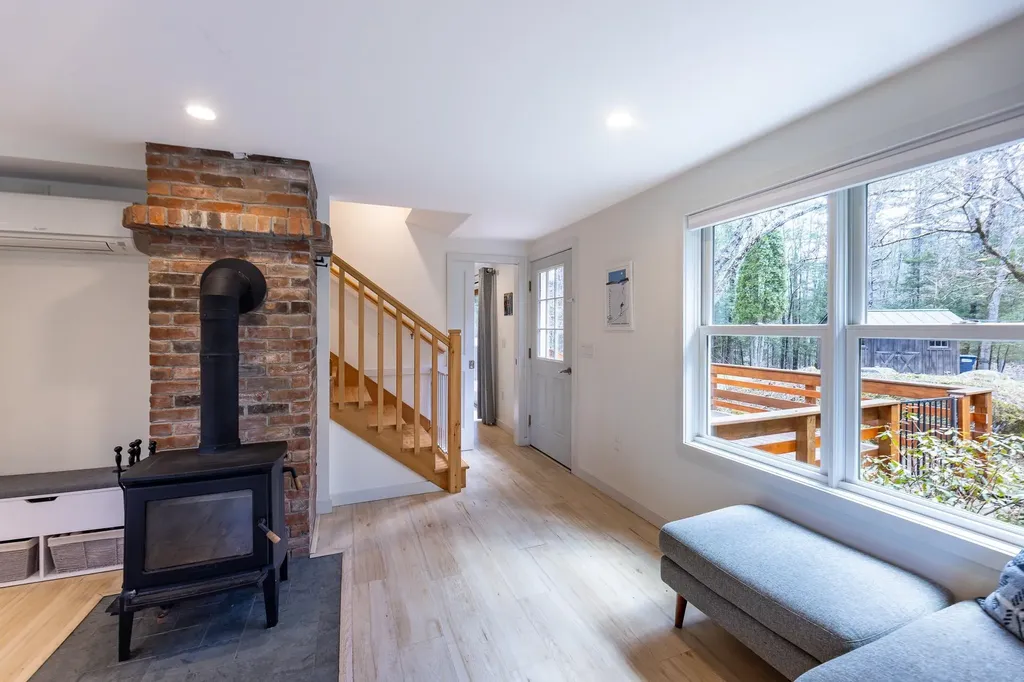 9 Paine Road Hanover NH 03750