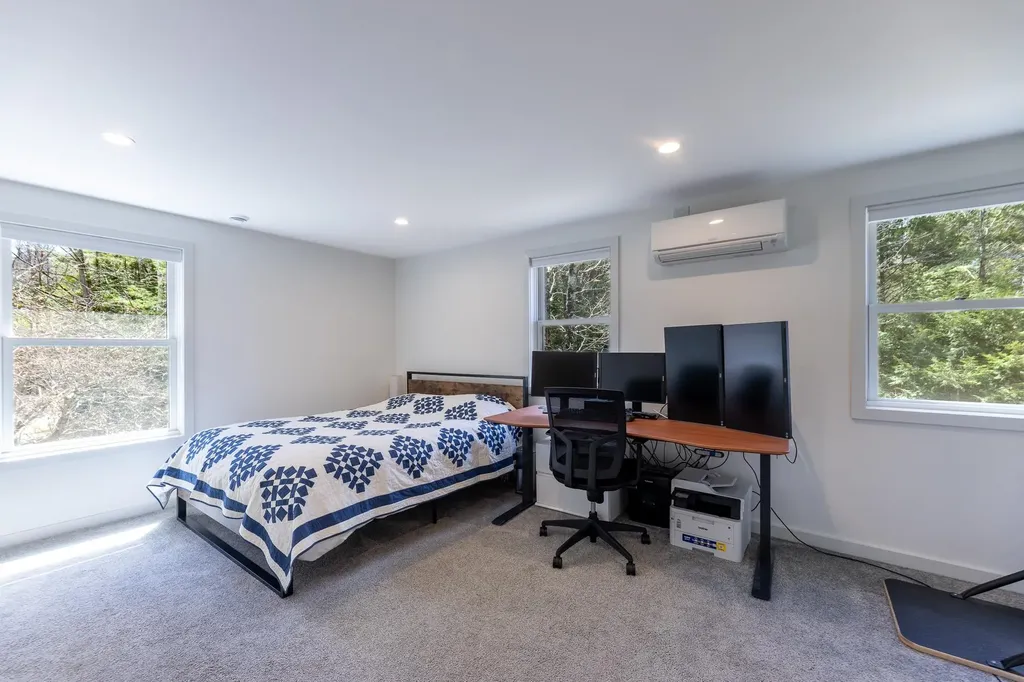 9 Paine Road Hanover NH 03750