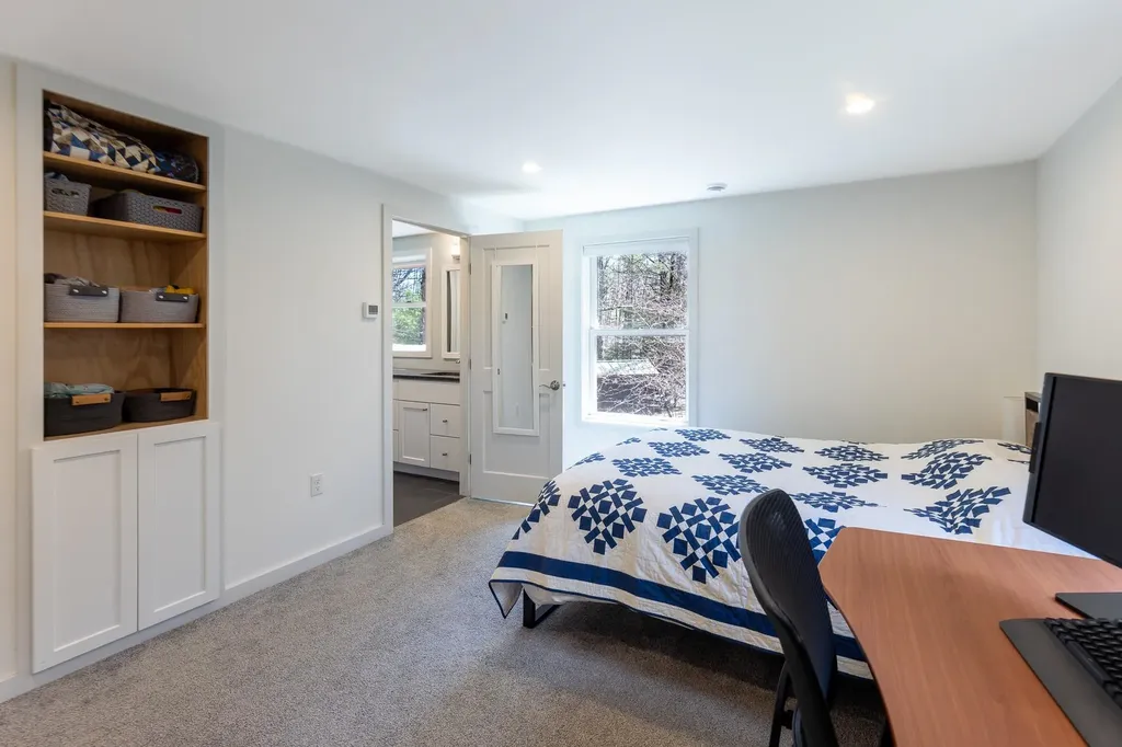 9 Paine Road Hanover NH 03750