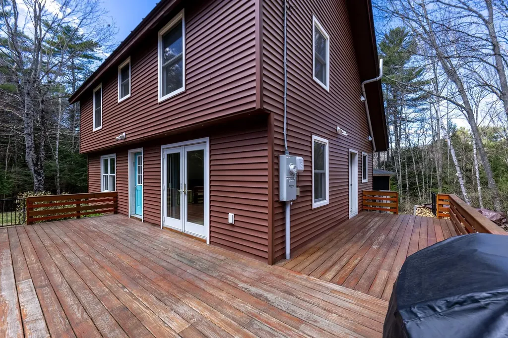 9 Paine Road Hanover NH 03750