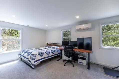 9 Paine Road Hanover NH 03750