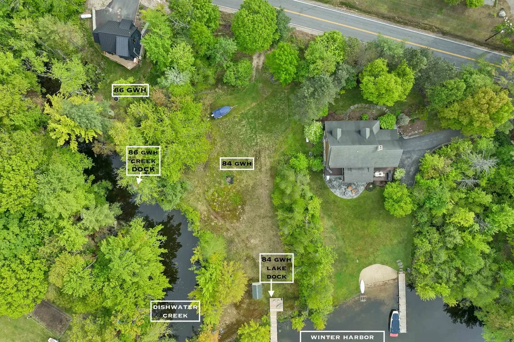 84 & 86 Governor Wentworth Highway Tuftonboro NH 03853