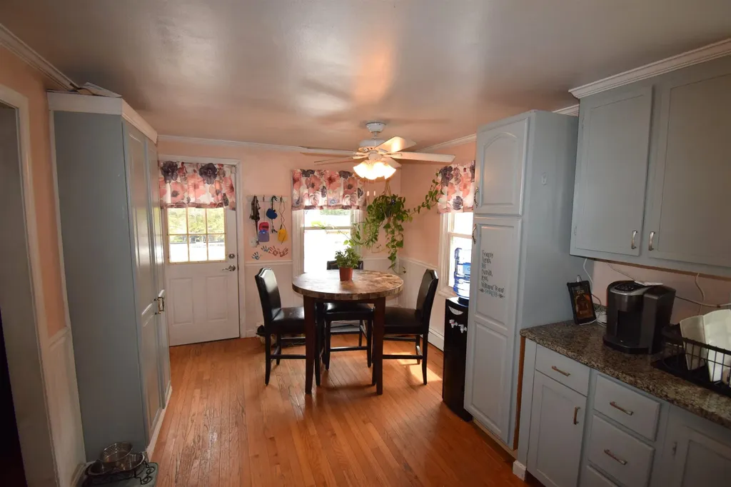 4 Independence Avenue Kingston NH 03848