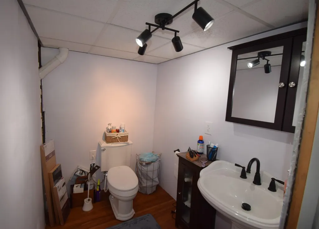 4 Independence Avenue Kingston NH 03848