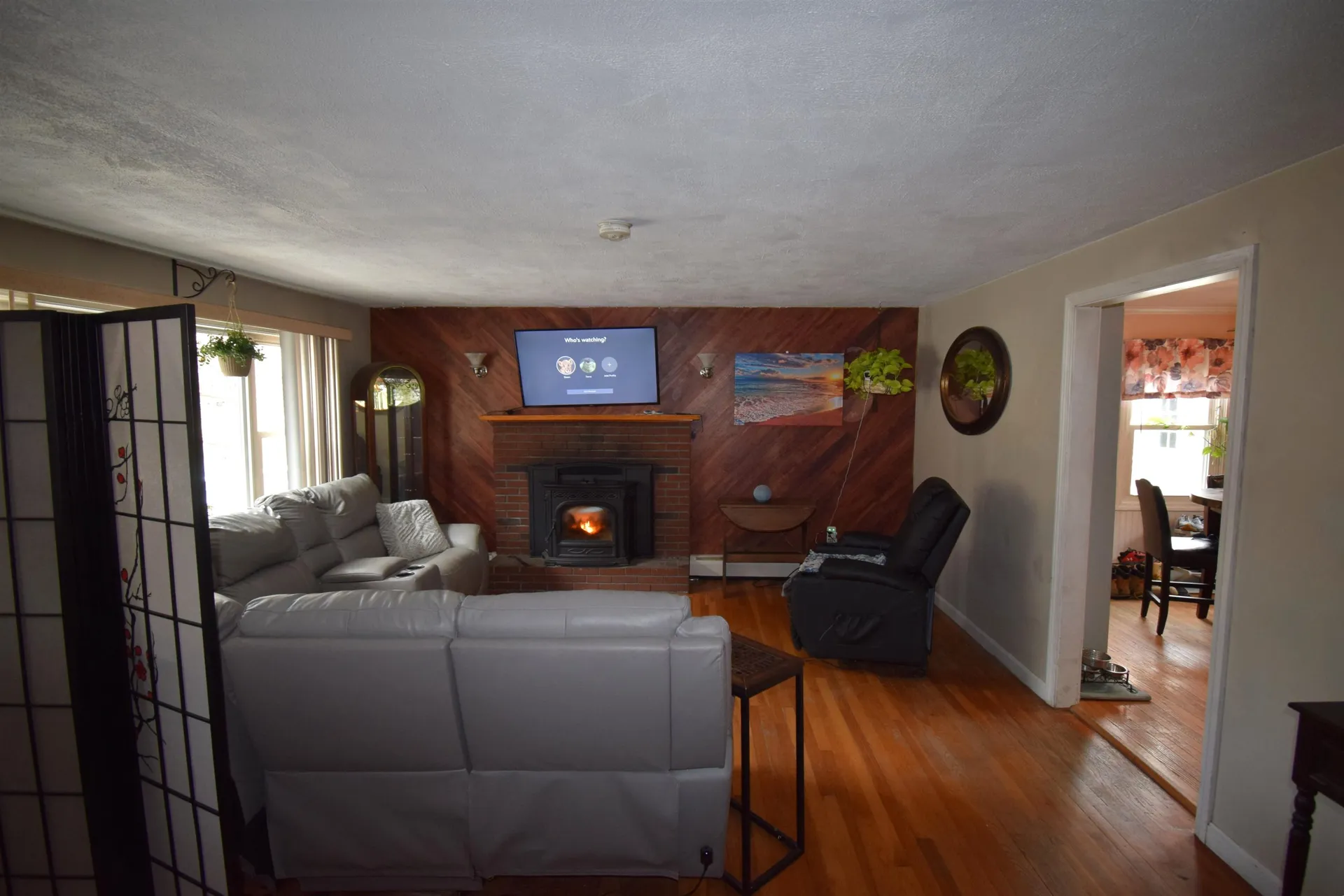 4 Independence Avenue Kingston NH 03848