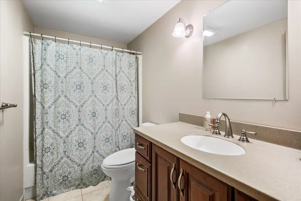 26 Rugg Avenue Milton VT 05468