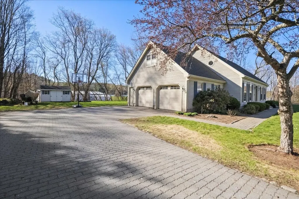 26 Rugg Avenue Milton VT 05468