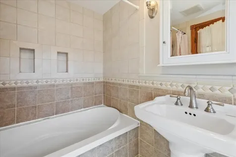 26 Rugg Avenue Milton VT 05468