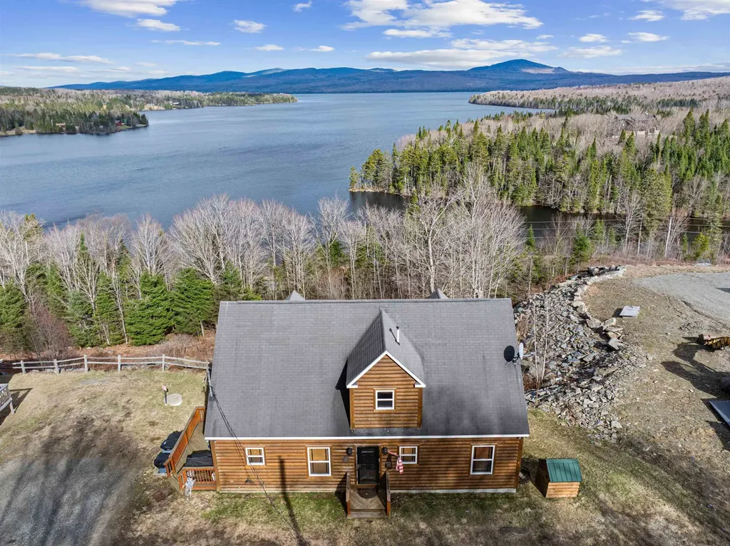 126 Maple Mountain Road Pittsburg NH 03592
