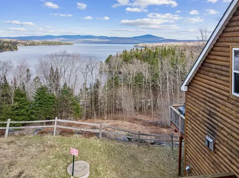 126 Maple Mountain Road Pittsburg NH 03592