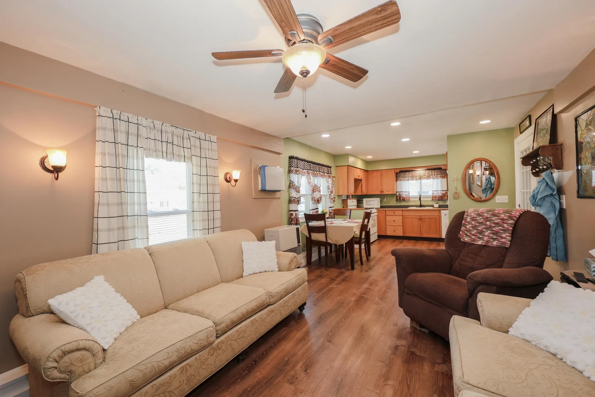 7 Grenier Boulevard Londonderry NH 03053