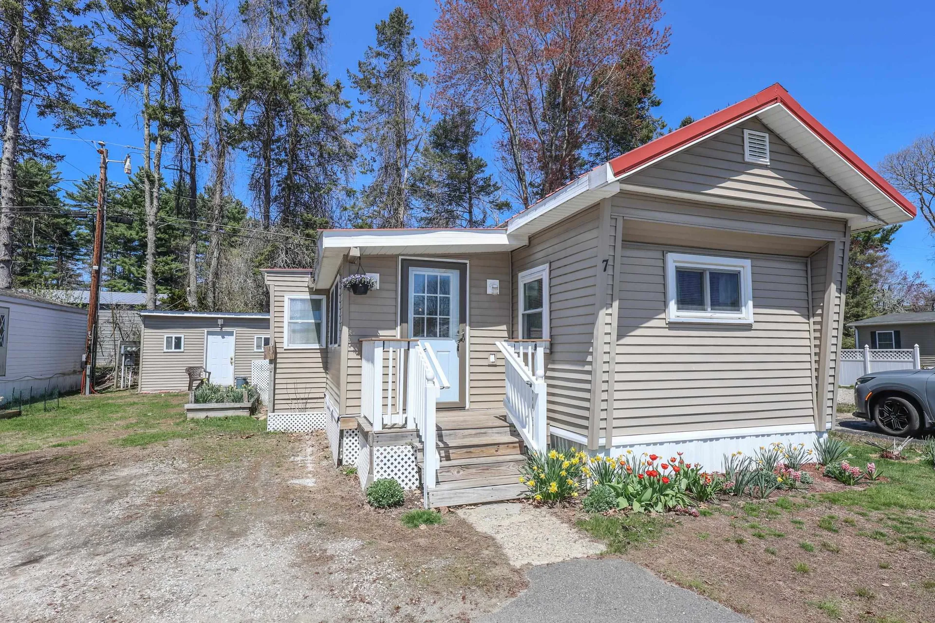 7 Grenier Boulevard Londonderry NH 03053