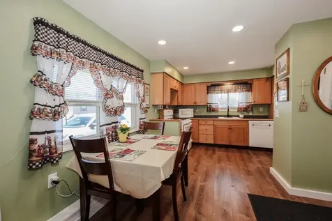 7 Grenier Boulevard Londonderry NH 03053