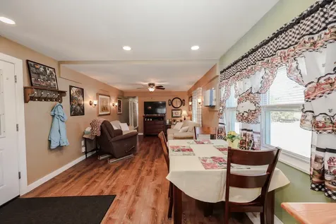 7 Grenier Boulevard Londonderry NH 03053