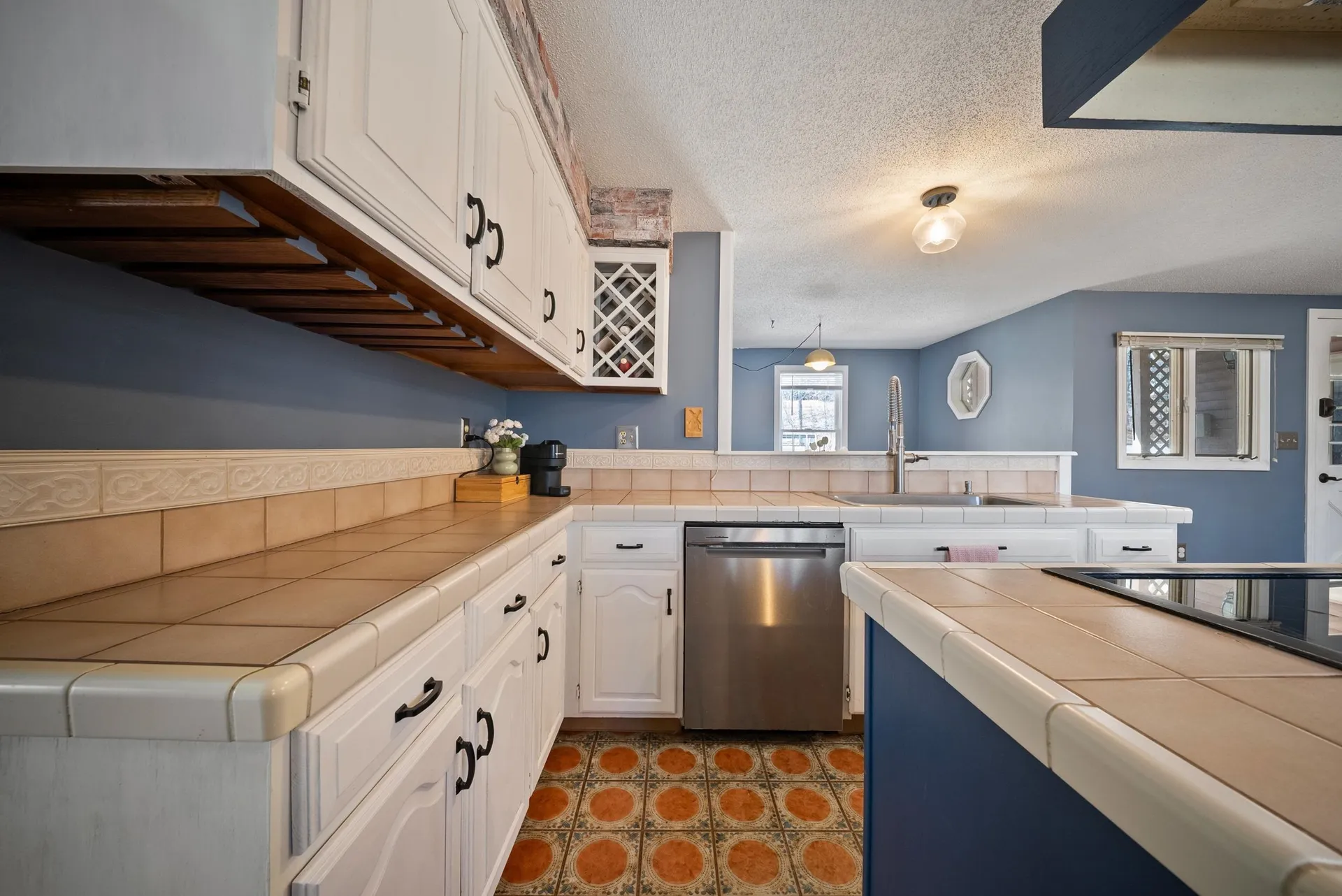 66 Old Derry Road Londonderry NH 03053