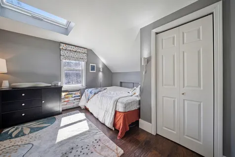 66 Old Derry Road Londonderry NH 03053