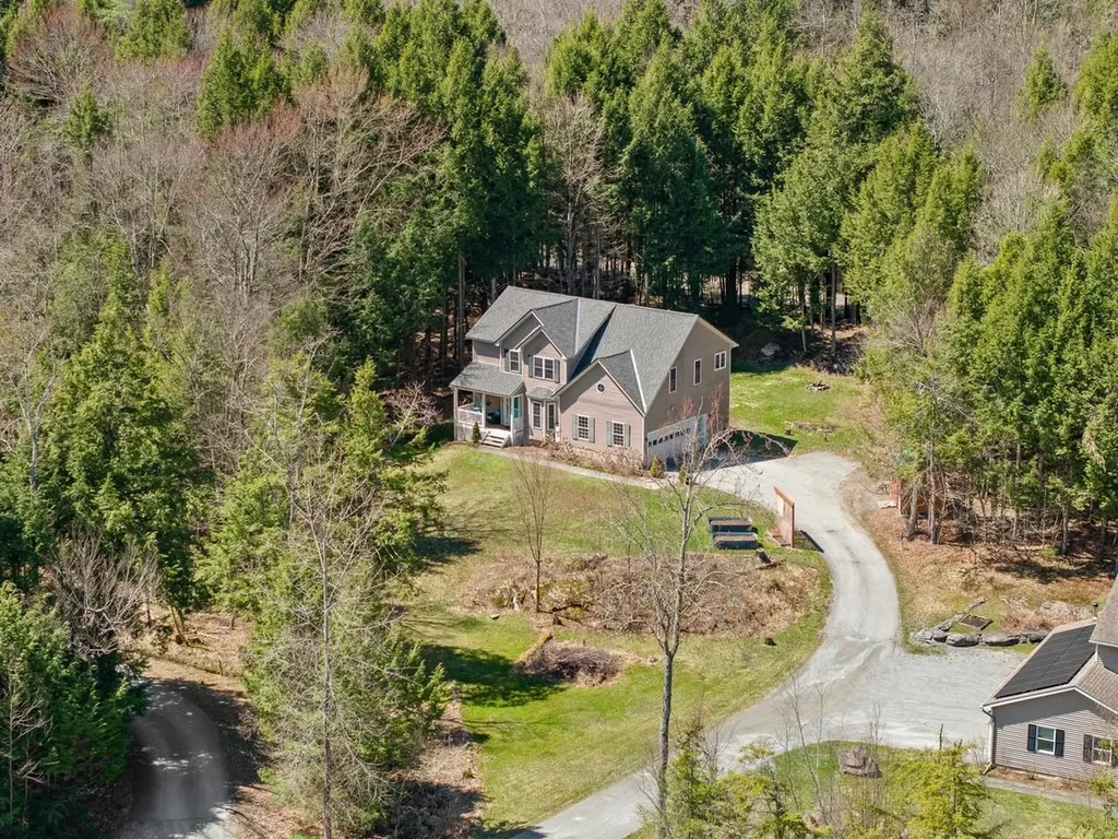 31 Audry Lane Westford VT 05494