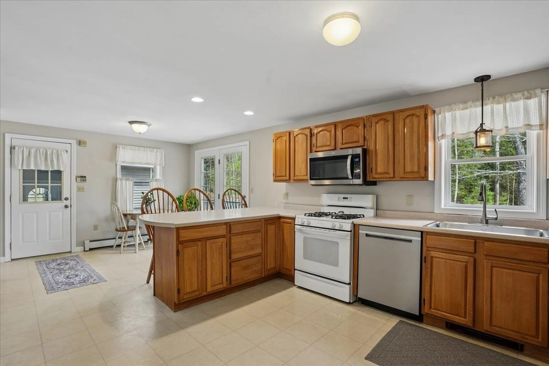 74 Hilliard Road Chichester NH 03258