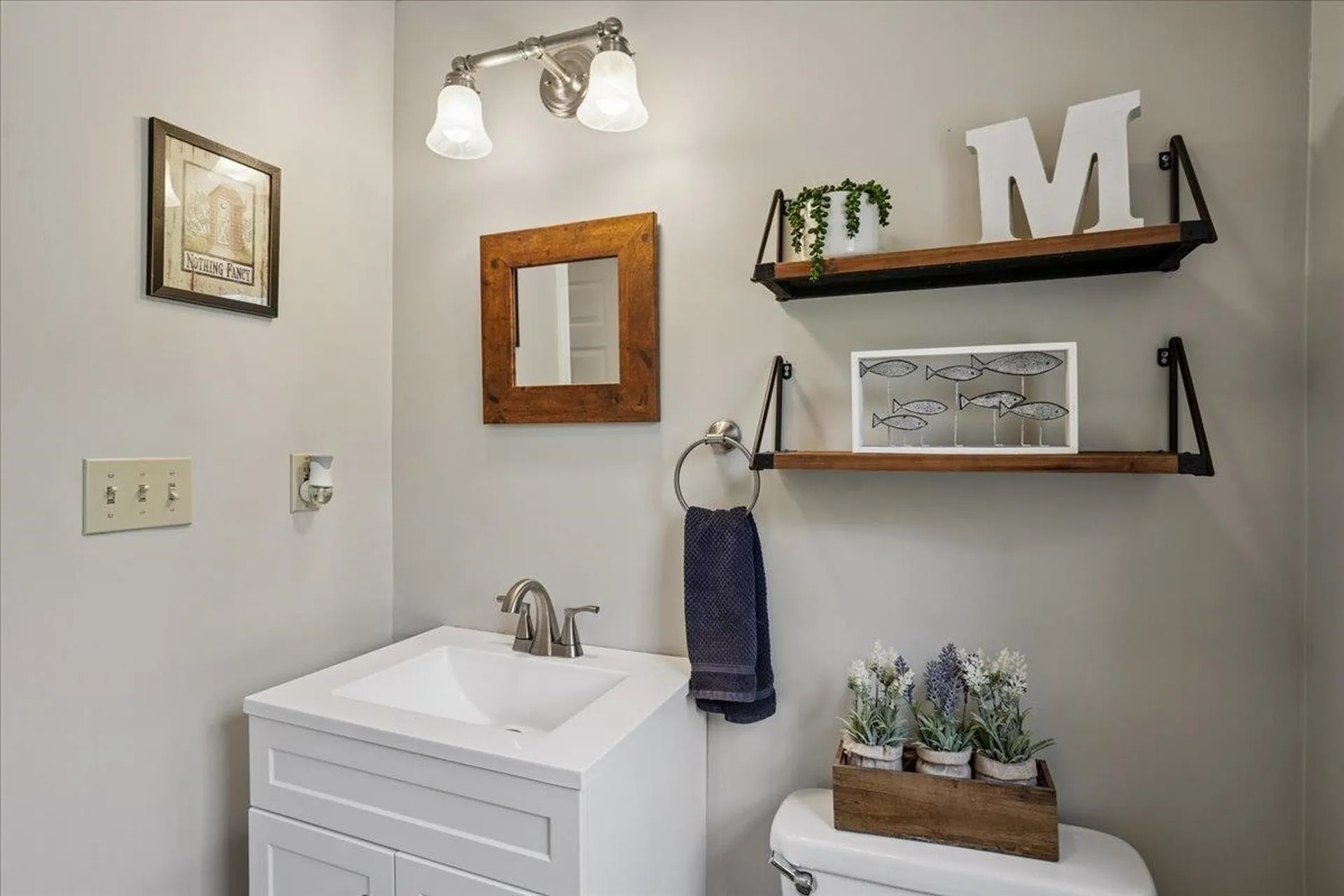 74 Hilliard Road Chichester NH 03258