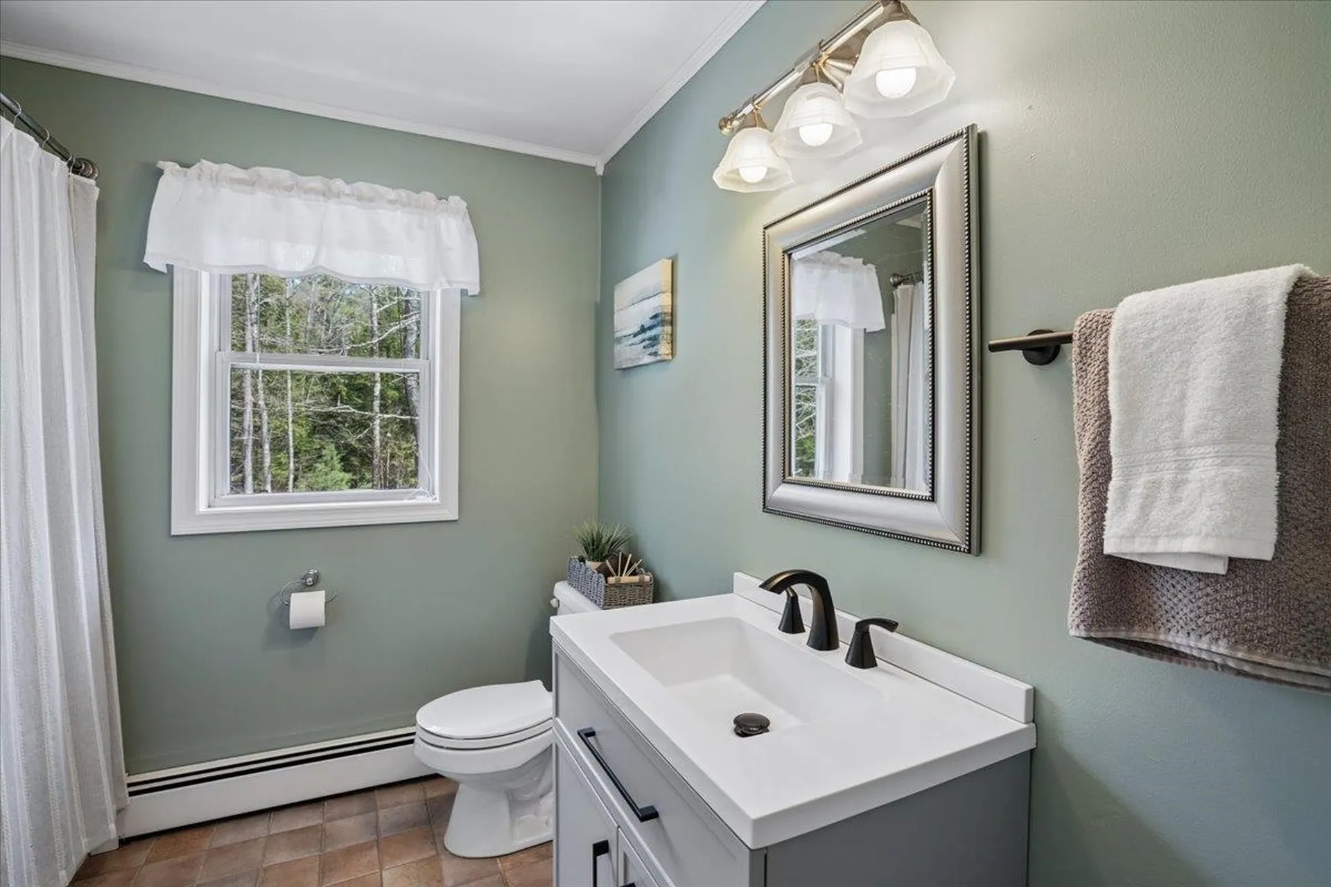 74 Hilliard Road Chichester NH 03258