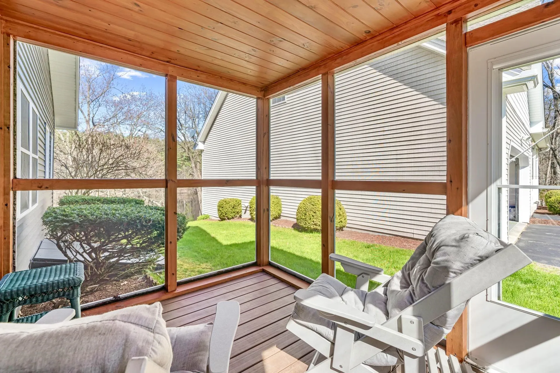 20 Gilcreast Drive Litchfield NH 03052
