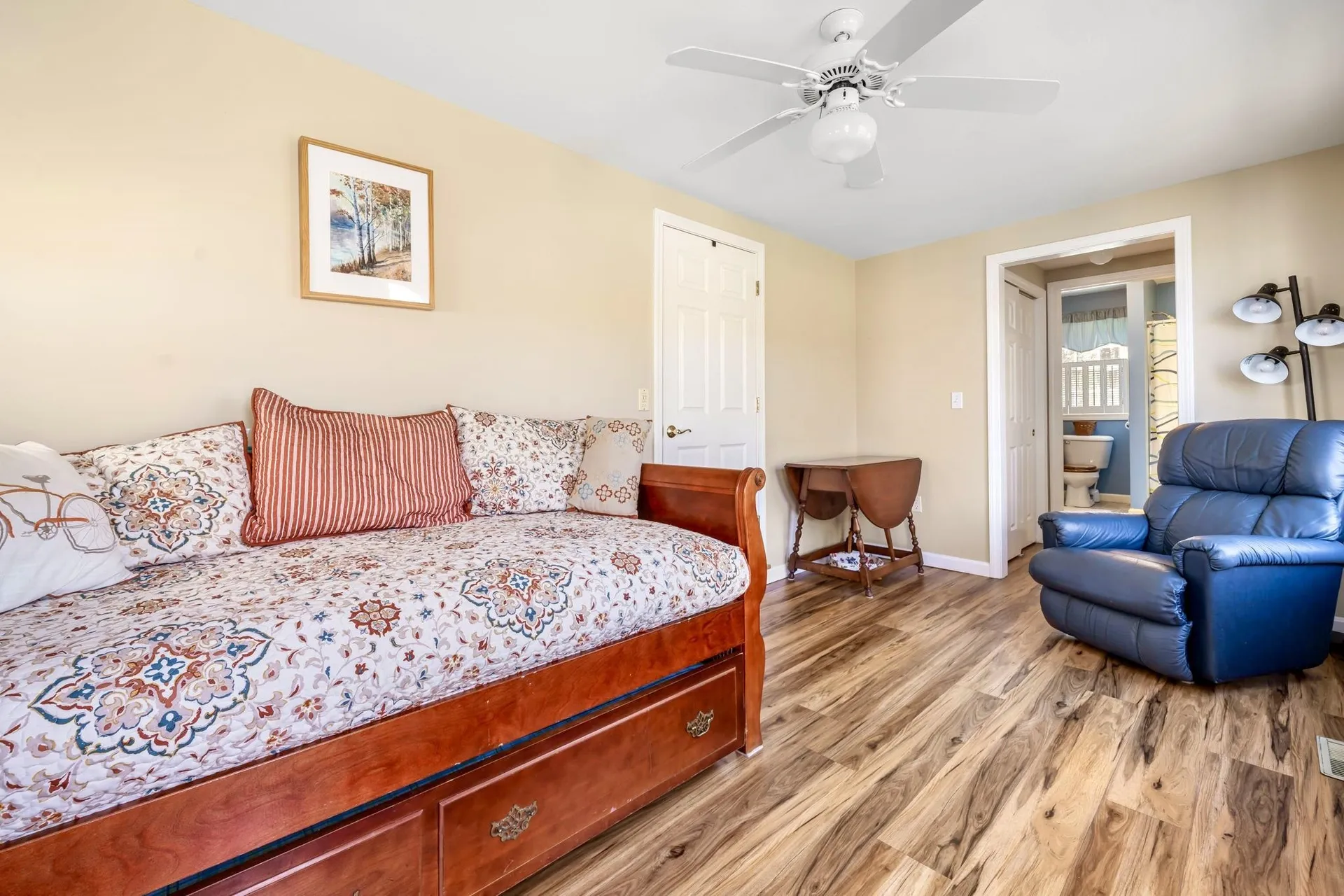 20 Gilcreast Drive Litchfield NH 03052
