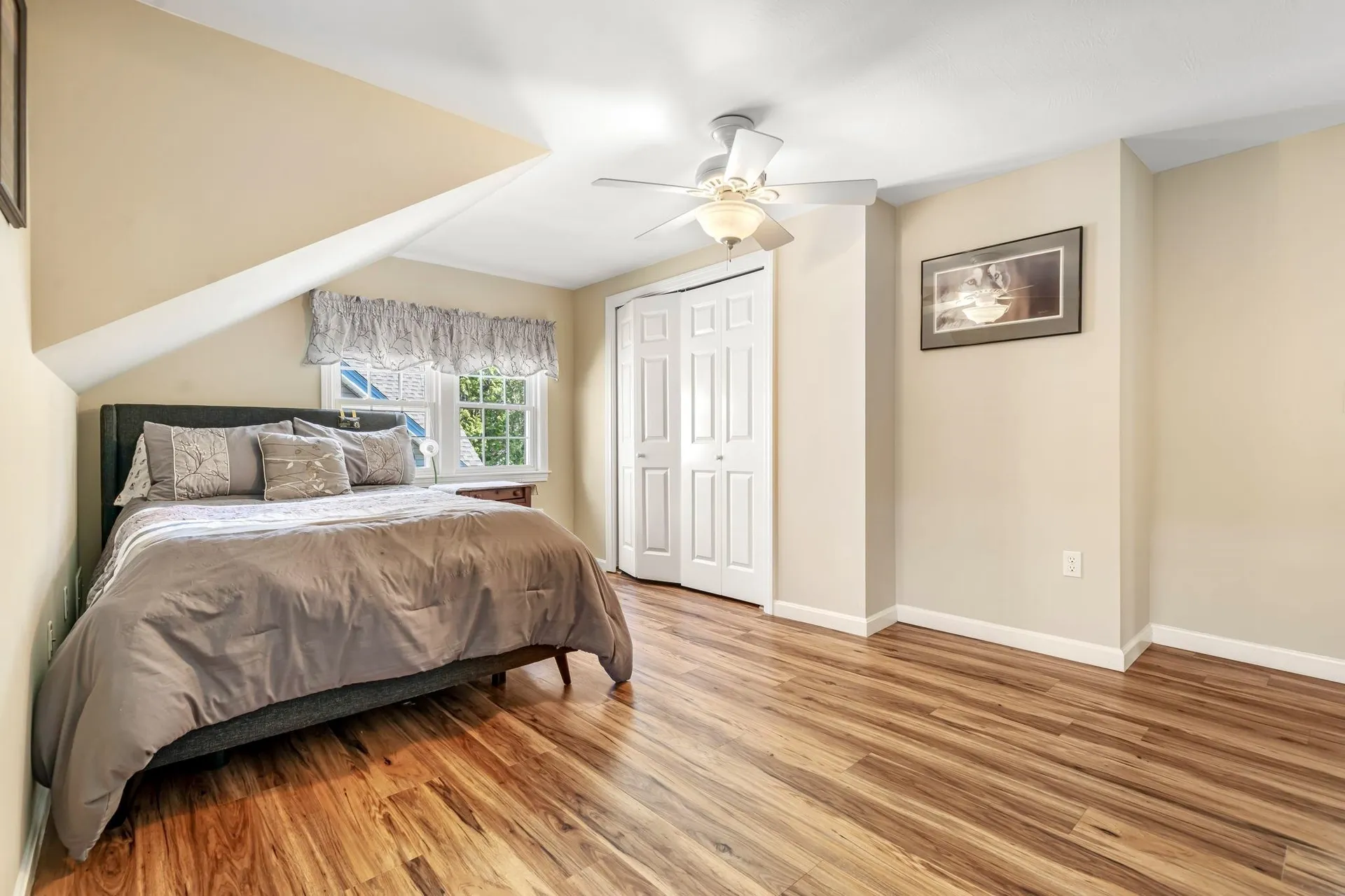 20 Gilcreast Drive Litchfield NH 03052
