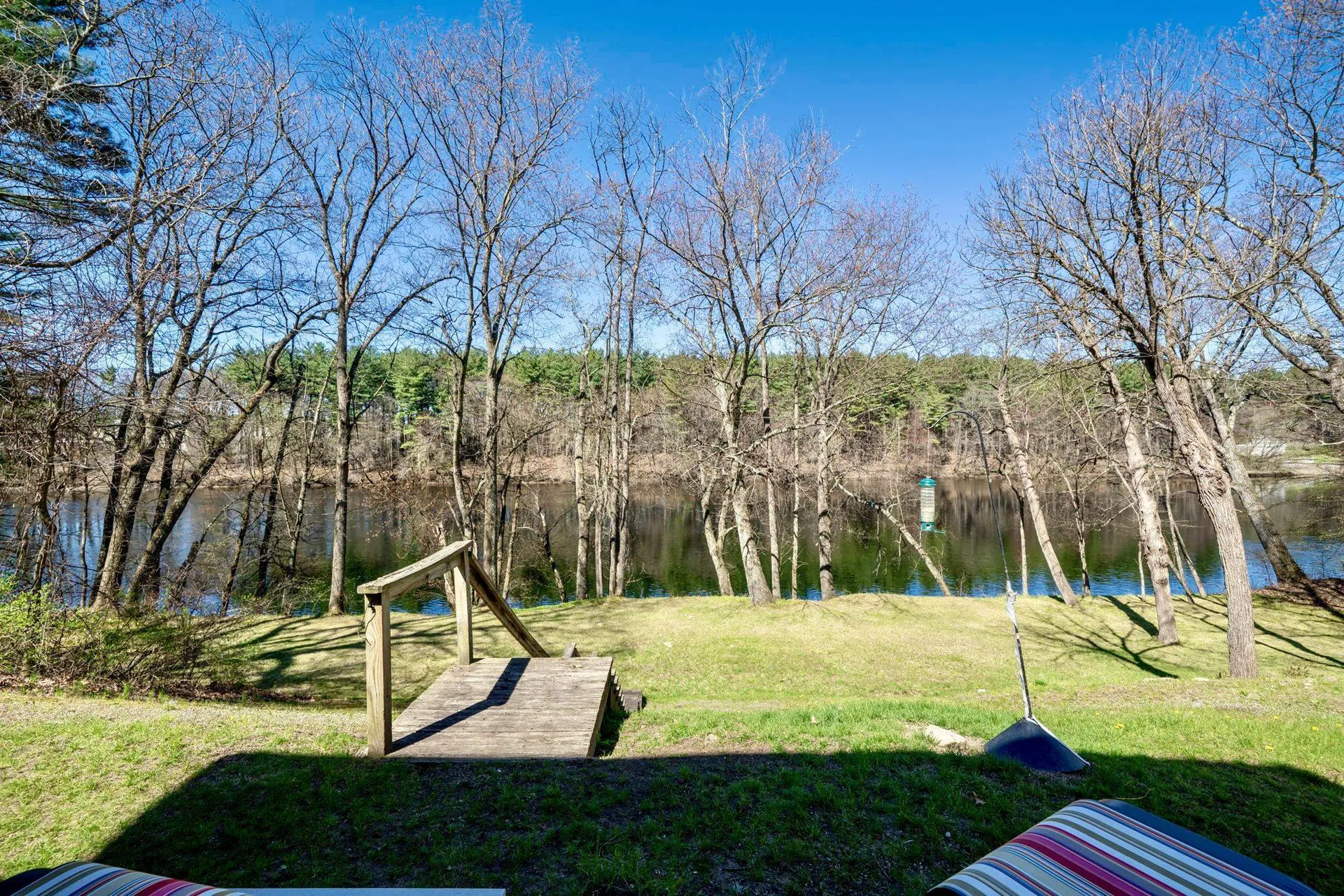 20 Gilcreast Drive Litchfield NH 03052