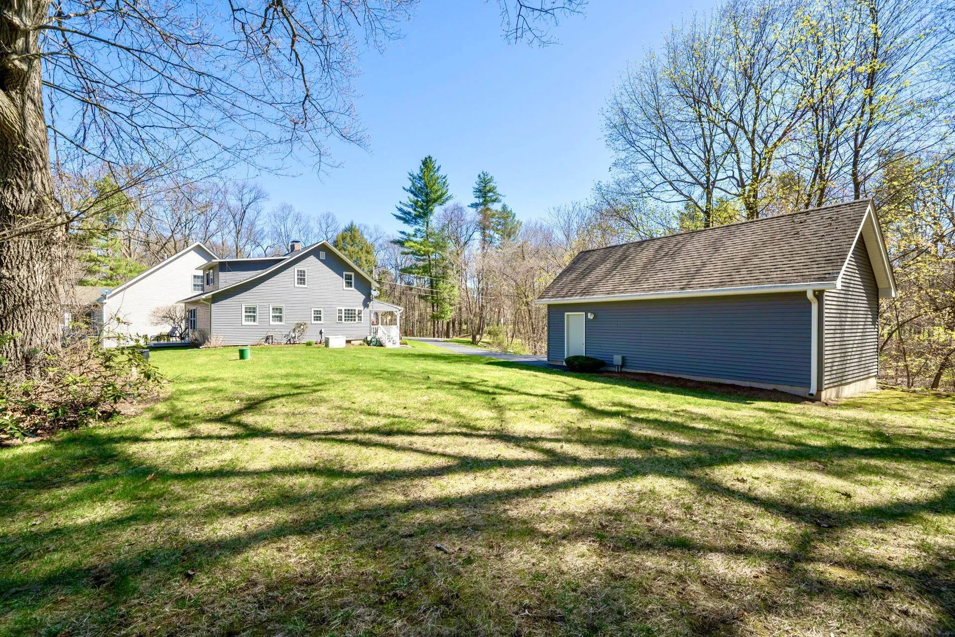 20 Gilcreast Drive Litchfield NH 03052