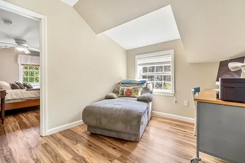 20 Gilcreast Drive Litchfield NH 03052