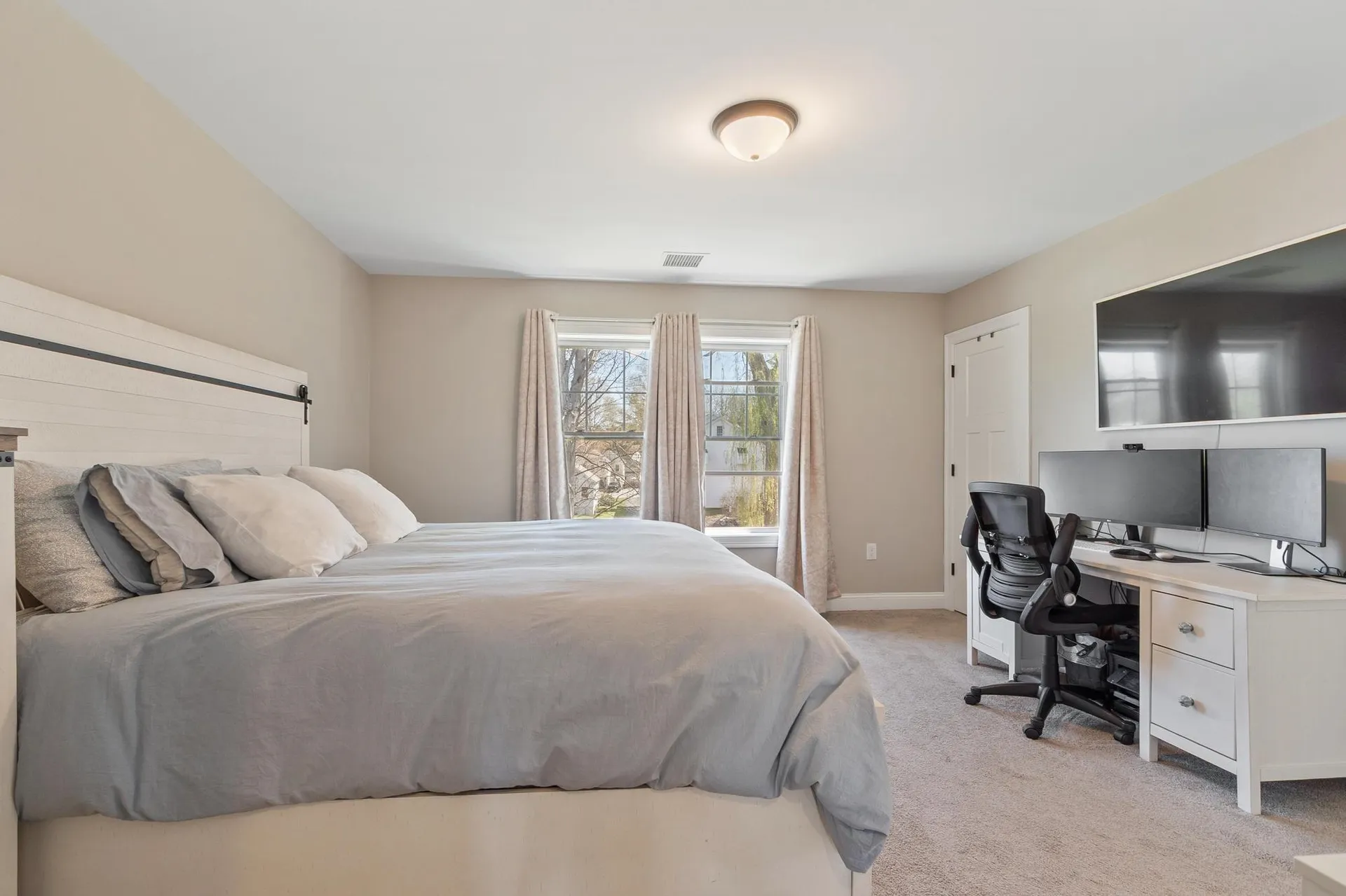 71 Cedar Street Hopkinton NH 03229