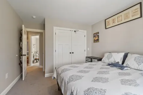 71 Cedar Street Hopkinton NH 03229