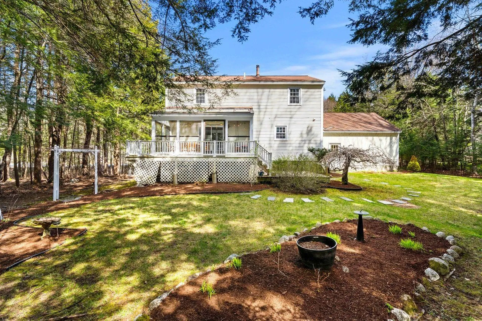6 Taylor Court Peterborough NH 03458