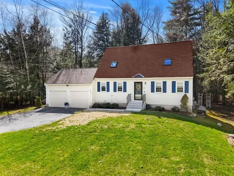 6 Taylor Court Peterborough NH 03458
