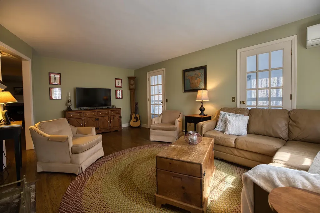 11 Robin Acres Drive Wolfeboro NH 03894