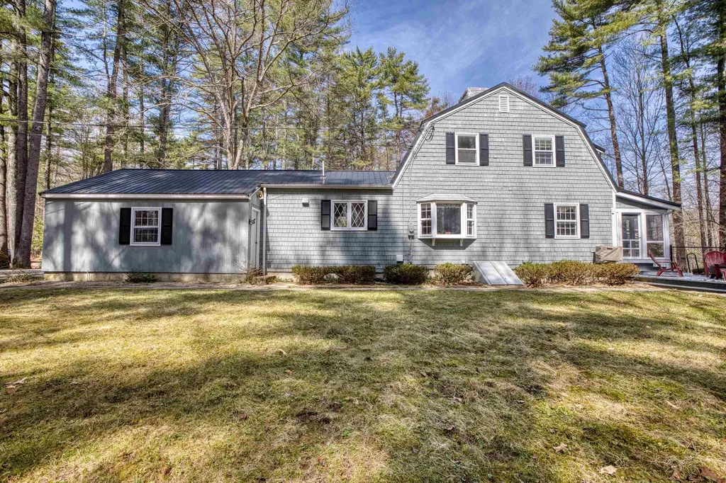 11 Robin Acres Drive Wolfeboro NH 03894