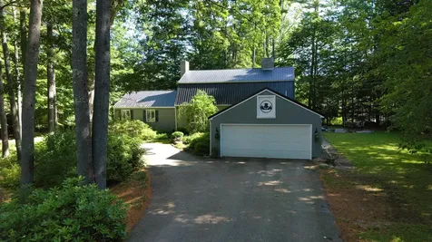 11 Robin Acres Drive Wolfeboro NH 03894