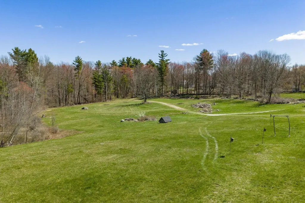 393 High Street Candia NH 03034