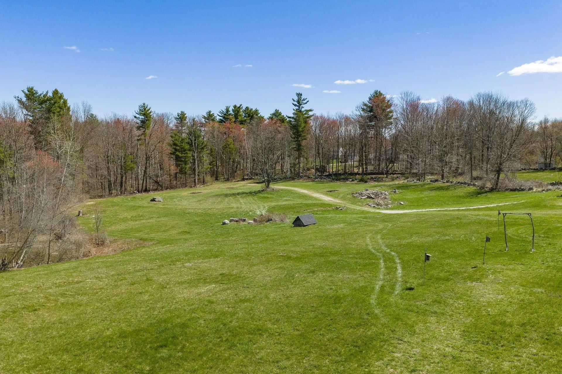 393 High Street Candia NH 03034