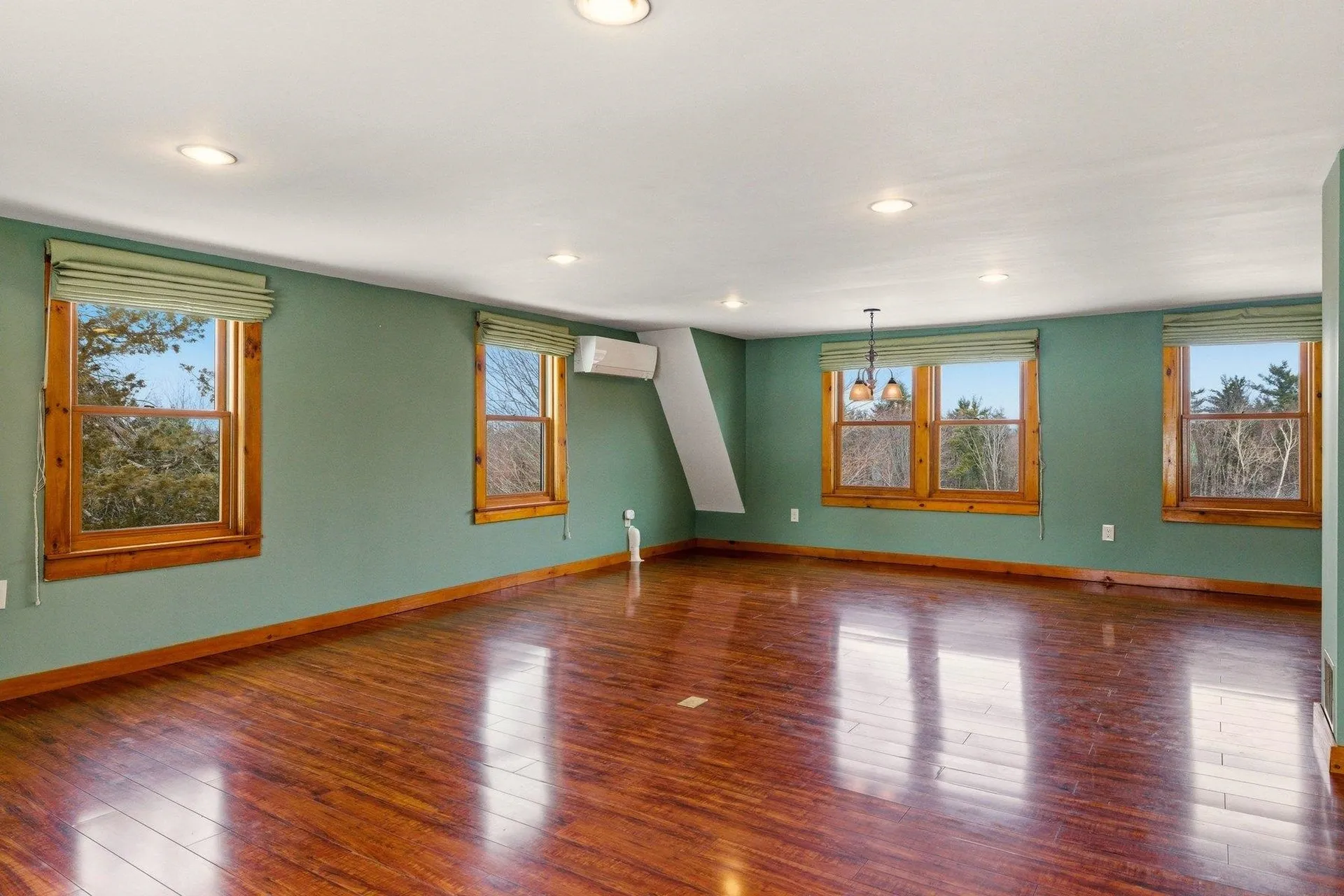 393 High Street Candia NH 03034