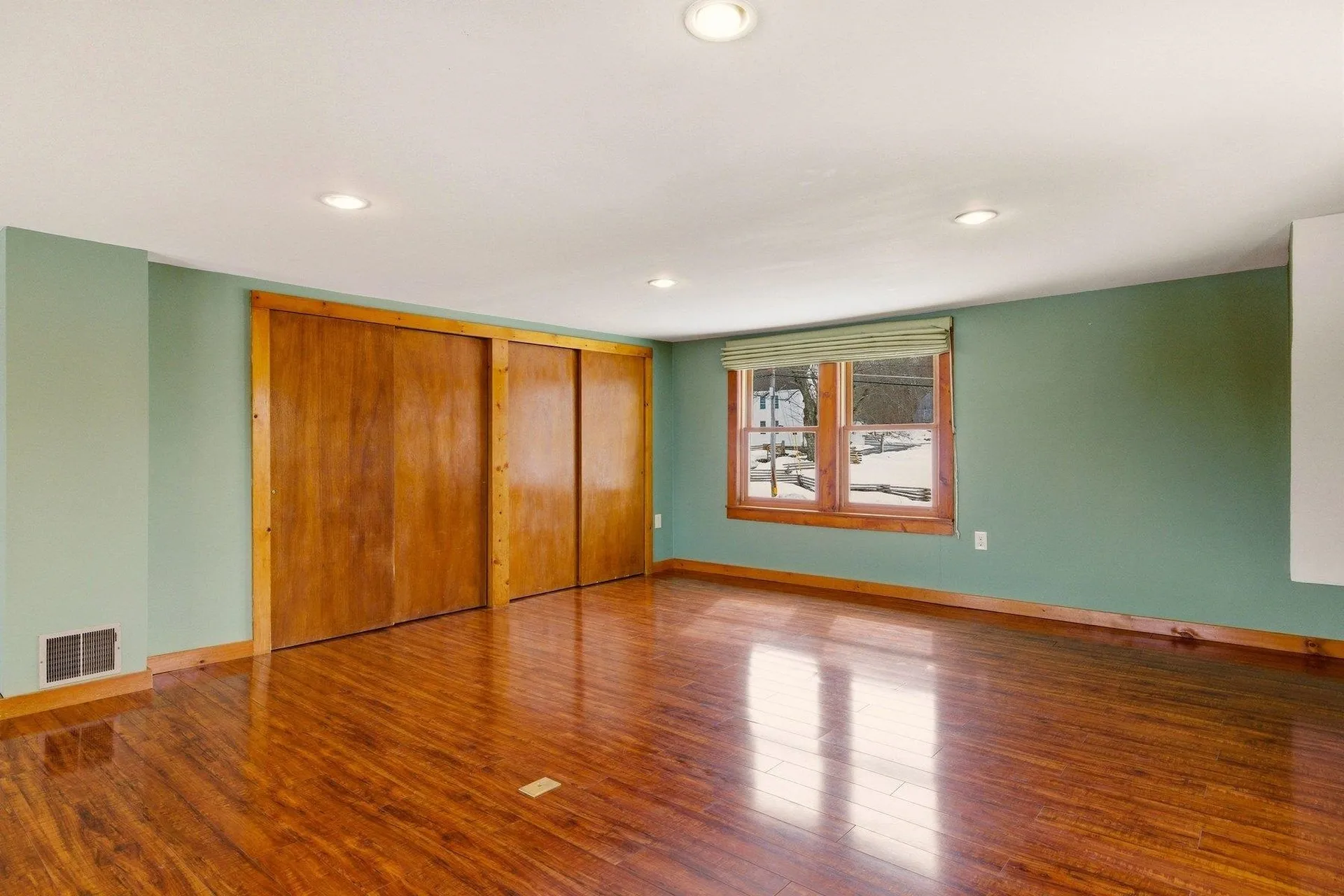 393 High Street Candia NH 03034