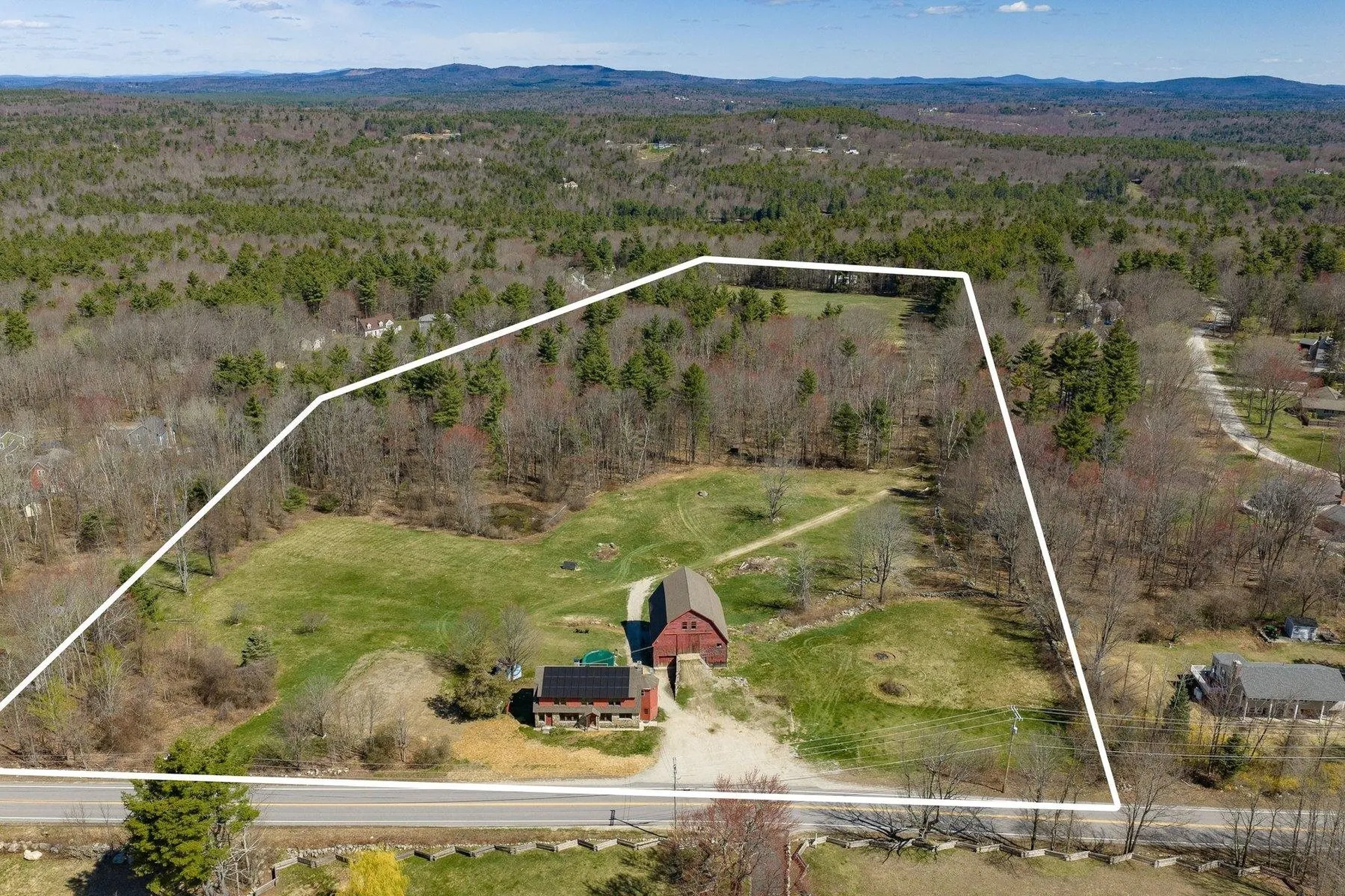 393 High Street Candia NH 03034