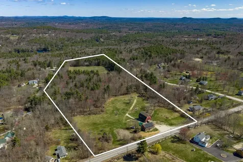 393 High Street Candia NH 03034