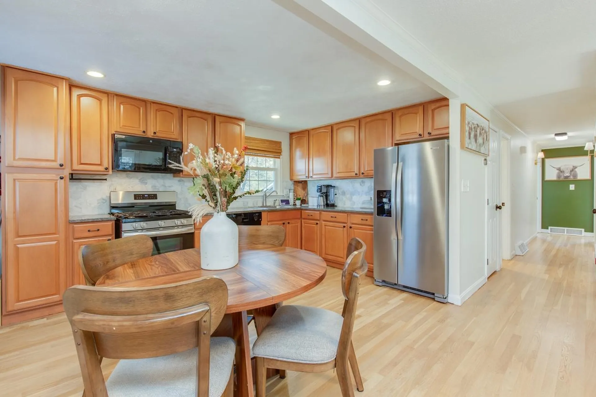 8 Kathy Drive Nashua NH 03062