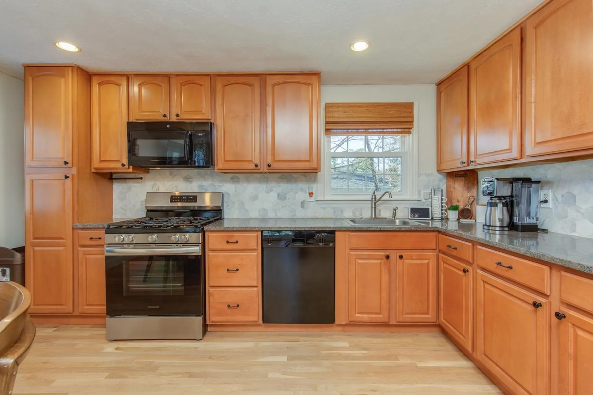 8 Kathy Drive Nashua NH 03062
