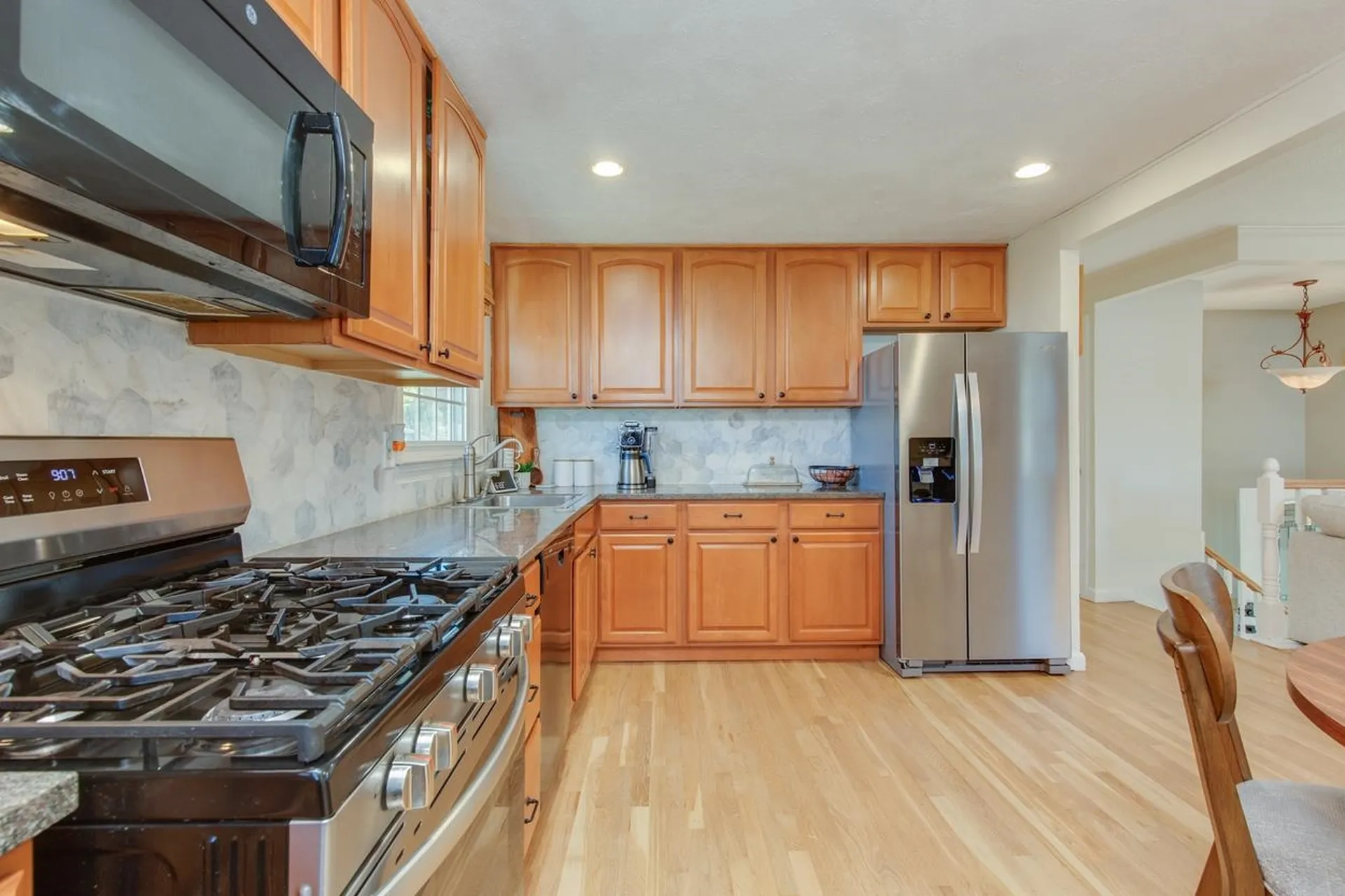 8 Kathy Drive Nashua NH 03062