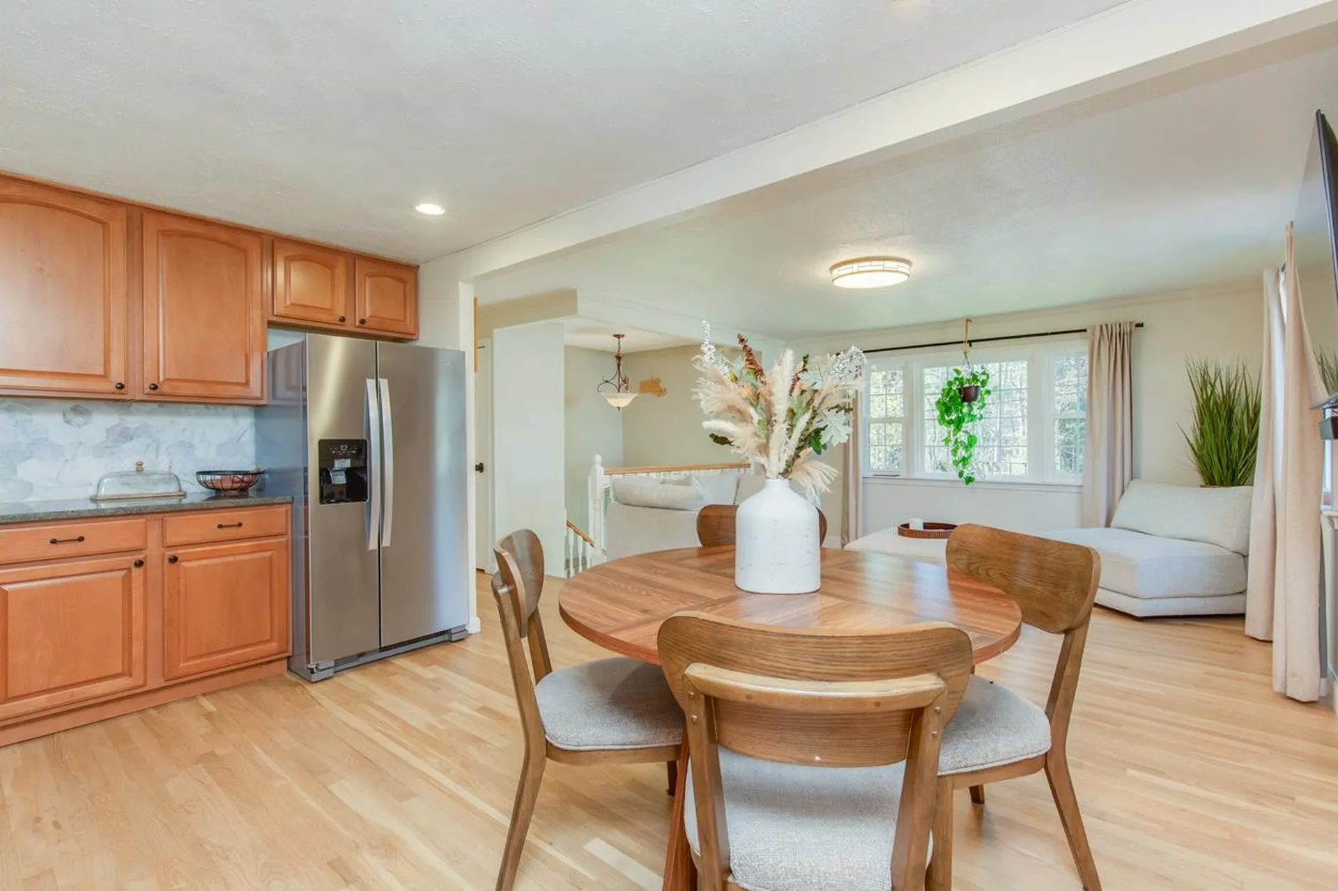 8 Kathy Drive Nashua NH 03062